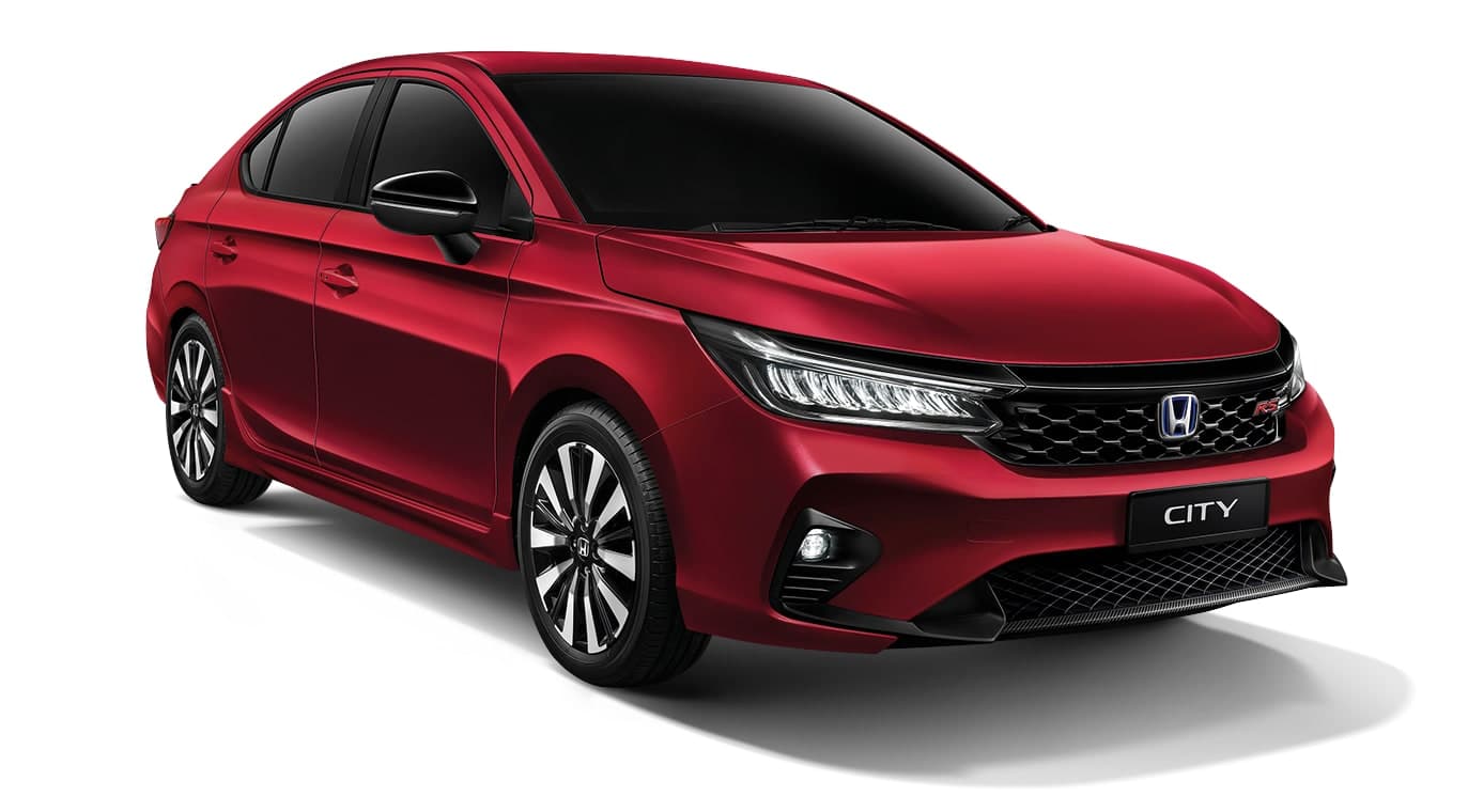 Honda City RS warna Ignite Red Metallic, pandangan hadapan tiga suku