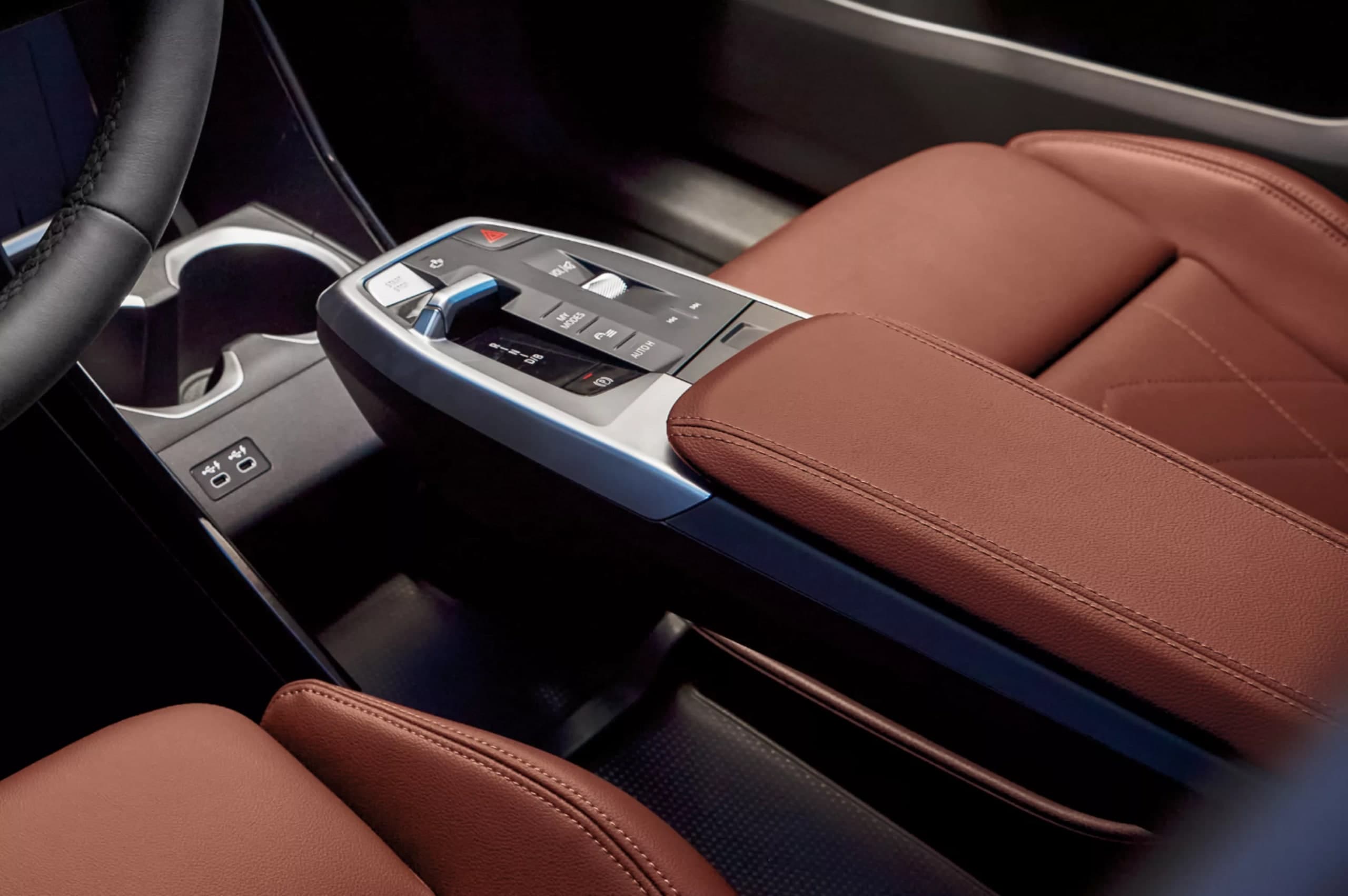 Konsol tengah BMW iX1