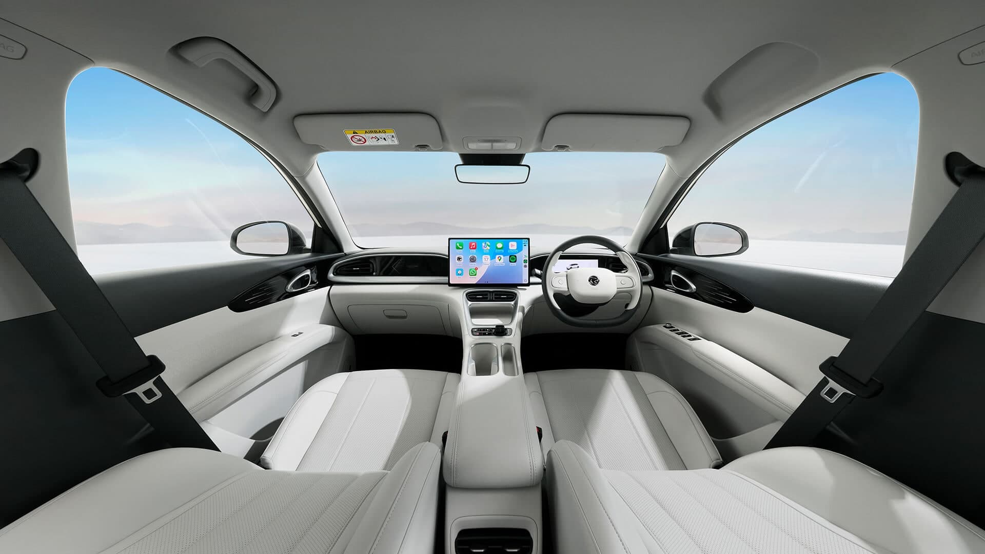 Ruang dalam Proton e.MAS 5 dengan interior Alabaster White