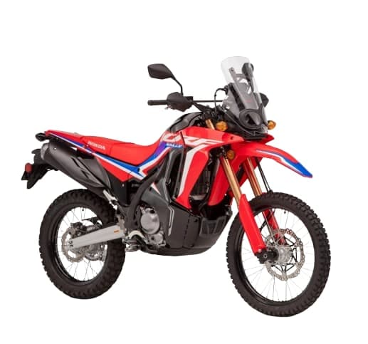 Honda CRF250 Rally warna merah putih biru Extreme Red, pandangan tiga suku hadapan dari kiri, rim jejari dengan tayar off-road