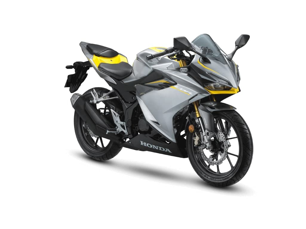 Honda CBR150R warna perak dan kuning dengan rim emas, pandangan tiga suku hadapan dari kanan