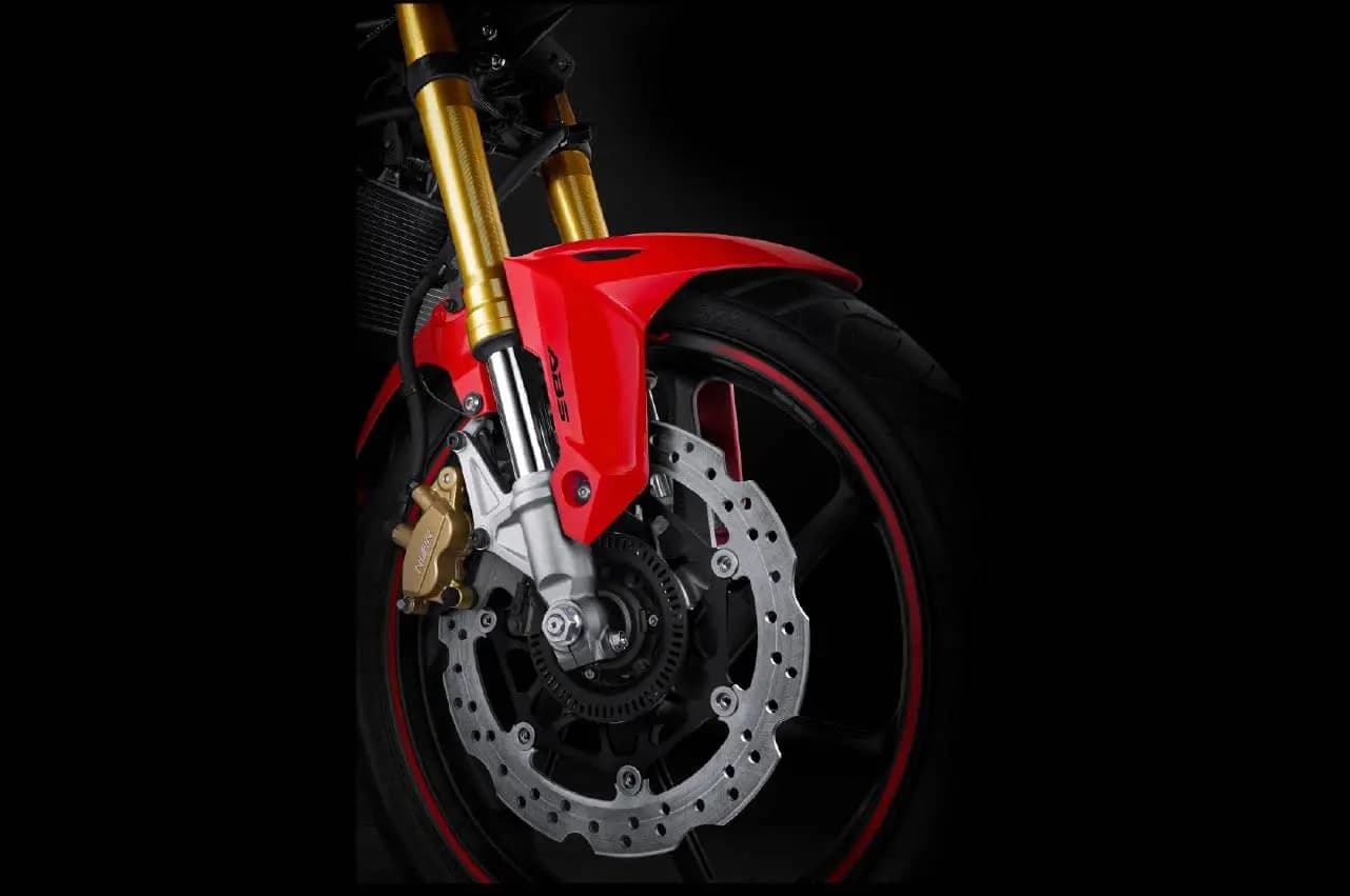 Garpu hadapan terbalik dan kaliper brek cakera Honda CBR250RR
